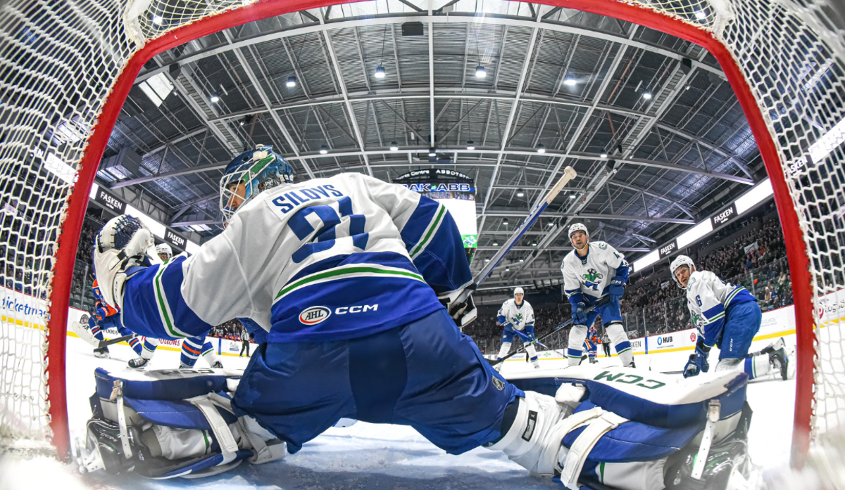 Canucks recall Arturs Silovs, Thatcher Demko remains out vs